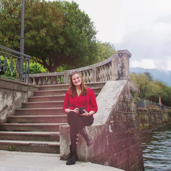 Meet your Posher, Sulleen - Picture 2 of 2